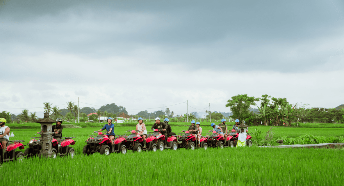 Petualangan ATV Bali di Ubud melewati lintasan hutan yang asri